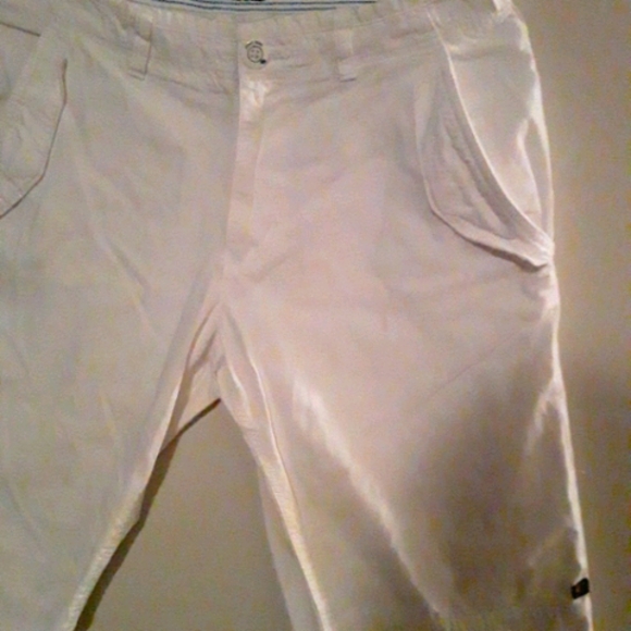 Point Zero Womens Plus Sized Cargo Type Capris - Picture 12 of 13